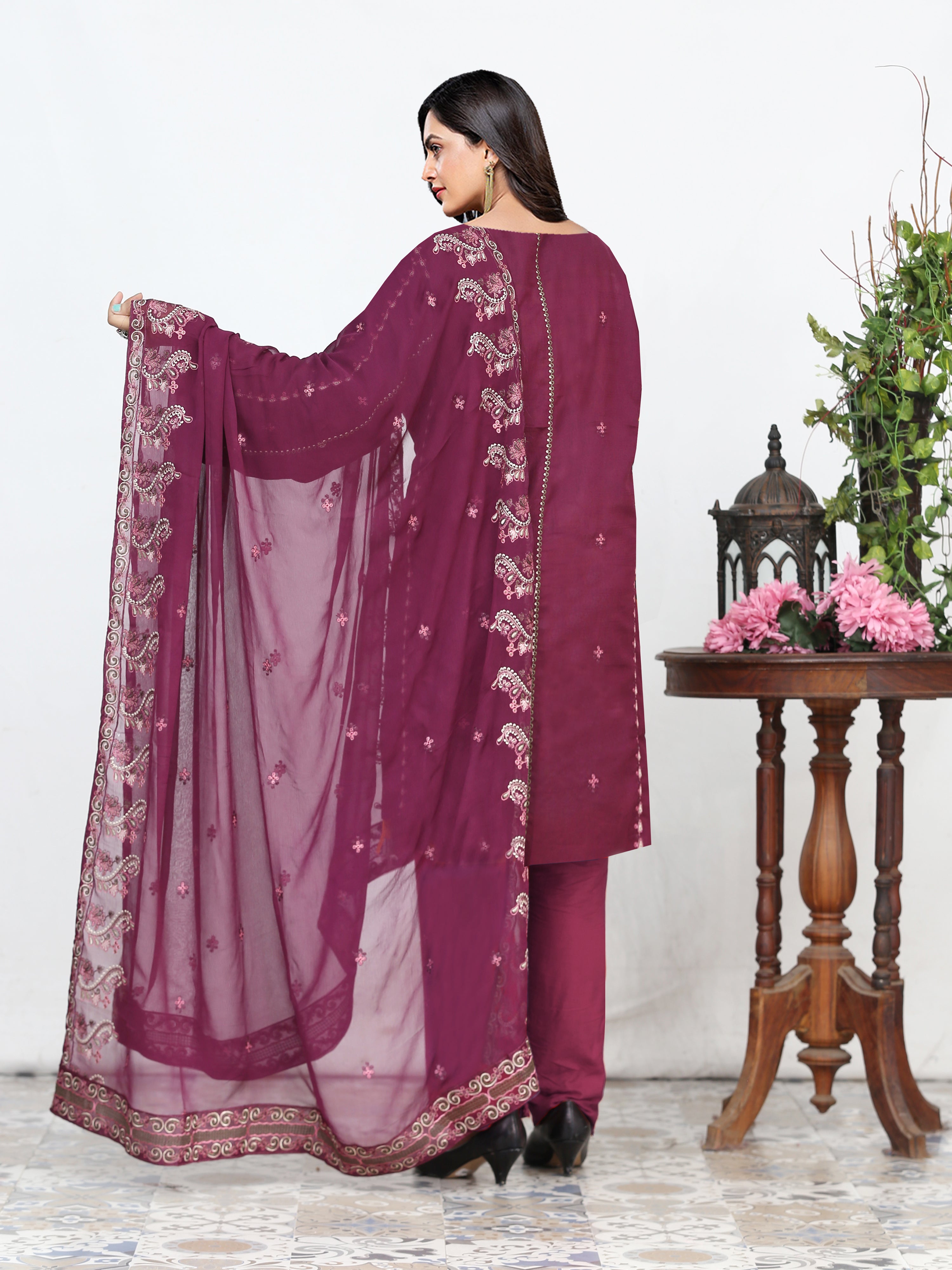 RONAQ DG-831D  ( Unstiched KARANDI Collection)